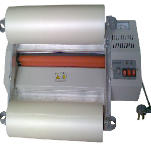 Máy cán màng gỗ lô đỏ