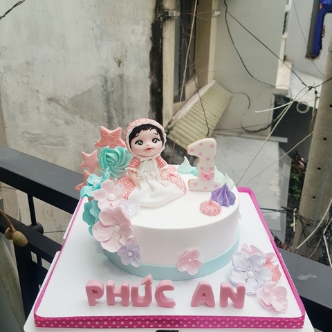 Bánh kem thôi nôi bé gái