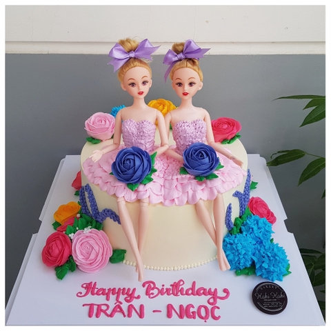 Bánh kem sinh nhật cho 2 bé sinh đôi
