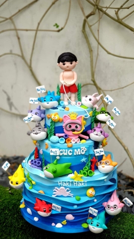 Bánh sinh nhật 3 tầng chủ đề đại dương và đại gia đình Baby Shark cho bé trai