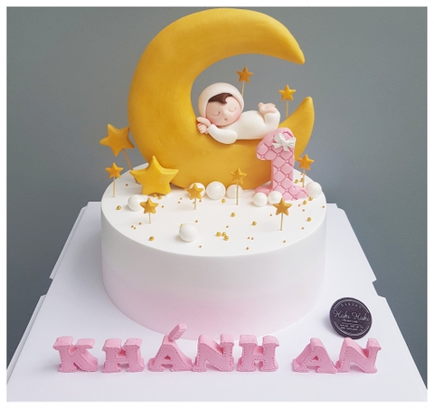 Bánh kem mặt trăng thôi nôi bé Khánh An