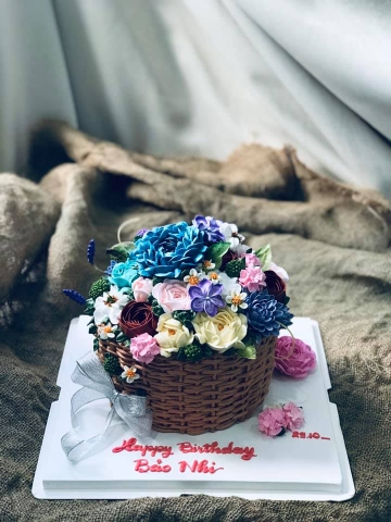 Bánh sinh nhật tạo hình giỏ hoa