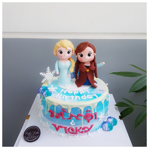 Bánh kem tạo hình công chúa Elsa và Anna