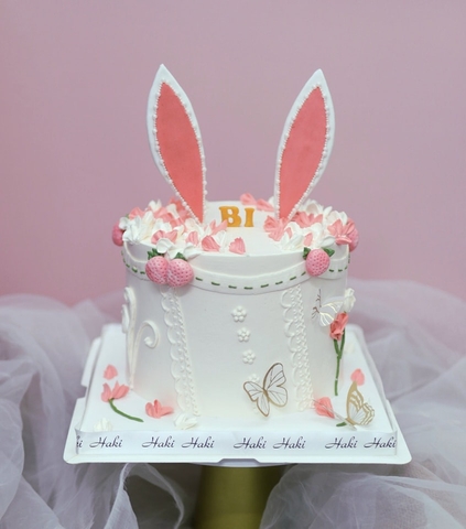 Bánh sinh nhật tai thỏ xinh đẹp tặng bé gái