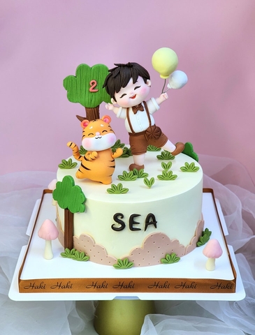 Bánh sinh nhật tạo hình bé trai và hổ
