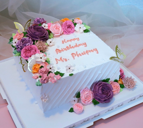 Bánh sinh nhật trang trí hoa tặng nữ, tặng bạn gái
