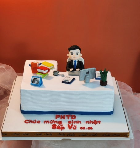 Bánh kem sinh nhật sếp Vũ