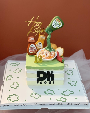 Bánh sinh nhật cho công ty trang trí theo yêu cầu