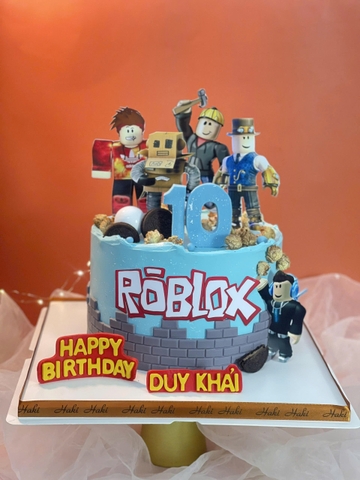 Bánh kem in hình Roblox cho bé Duy Khải