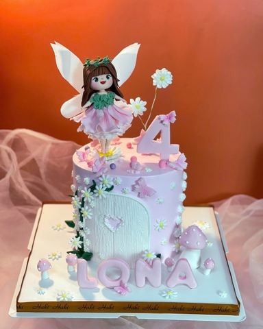 Bánh kem tạo hình cho bé LONA