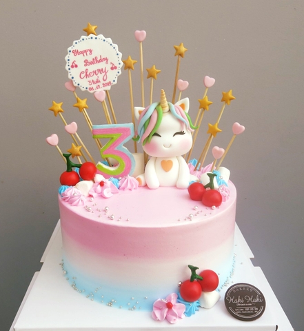 Bánh tạo hình Unicorn đáng yêu cho bé