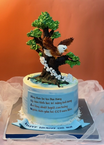 Bánh kem tạo hình chim Đại Bàng mừng sinh nhật sếp