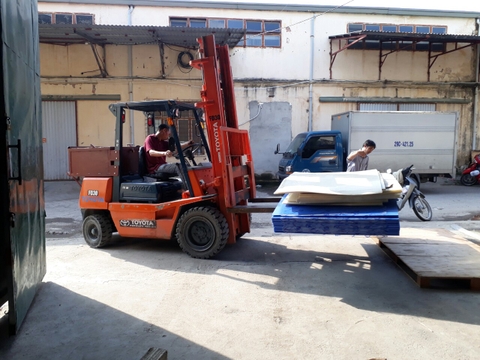 EC VIỆT NAM xuất 1 tấn MC Hàn Quốc xanh 1000x2000x5mm trong vòng 5ph.