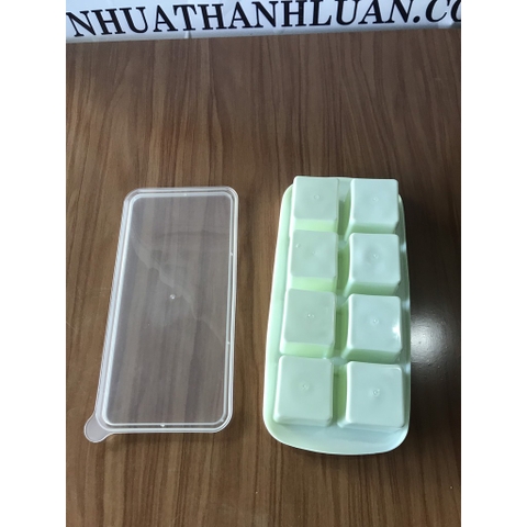 khay đựng thức ăn cho bé có nắp đậy
