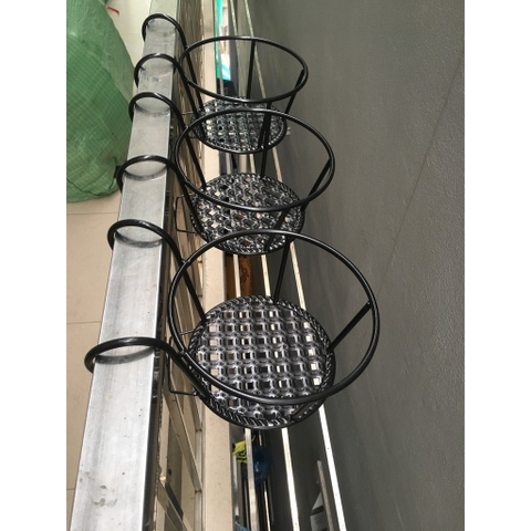 [Giá hủy diệt] [Ảnh thật] Giỏ hoa treo ban công ( Sơn tĩnh điện chống gỉ sét )