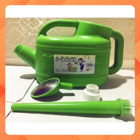 Bình tưới cây 6L
