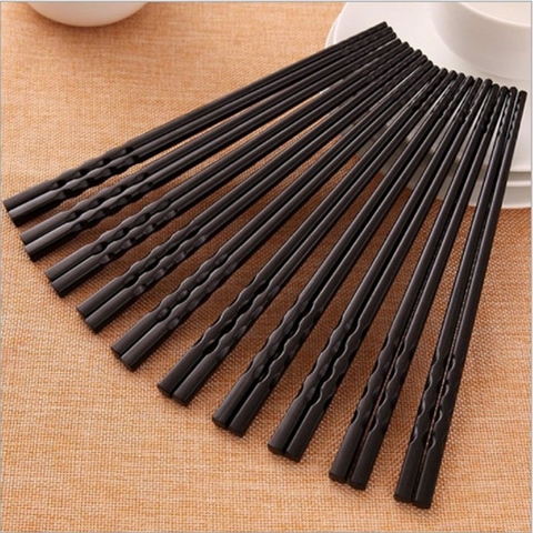 đũa nhựa phíp đen cao cấp chất lượng cao 10 đổi tiện lợi Sendo