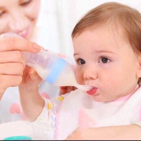 Bình Thìa Ăn Dặm Cho Bé