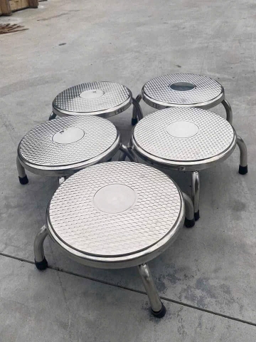 ghế xổm inox