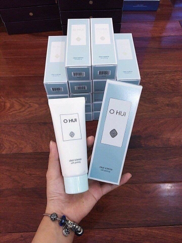 Tẩy da chết Ohui 150ml (hộp)