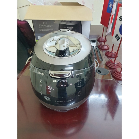 Nồi cơm điện Cao tần Cuckoo CRP-BHXB0660FD 1.08L