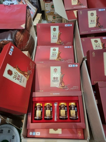 Cao Hồng Sâm Đông Trùng Hạ Thảo 365  Hàn Quốc (4 lọ x 240g)