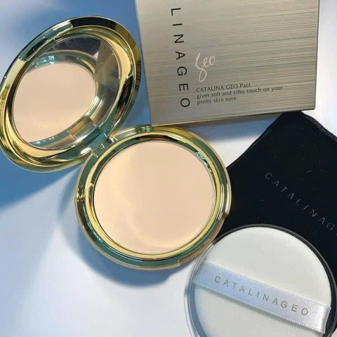 Phấn Phủ Siêu Mịn GEO LAMY CATALINA GOLDEN PACT Vàng  22g - Tone 01 (dành cho da trắng)