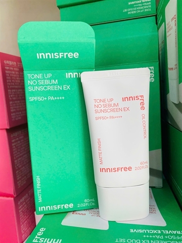 Kem Chống Nắng Nâng Tông Kiềm Dầu Innisfree Tone Up No Sebum EX SPF50+ PA++++ 60ml
