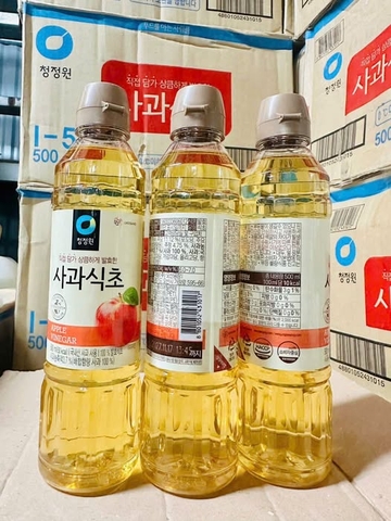 Giấm Táo Daesang lọ 500ml