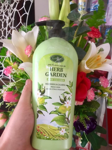 Sữa tắm trà xanh Leeblese Garden Body Cleanser Hàn Quốc 750ml