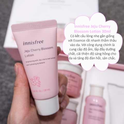 Bộ Dưỡng Dưỡng Ẩm Và Nâng Tông Da Sáng Innisfree Jeju Cherry Blossom Set (4 Sản Phẩm)