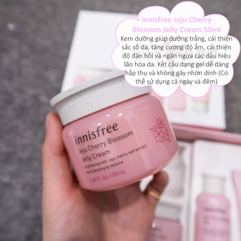 Bộ Dưỡng Dưỡng Ẩm Và Nâng Tông Da Sáng Innisfree Jeju Cherry Blossom Set (4 Sản Phẩm)