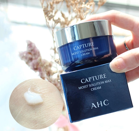 Kem Dưỡng Da AHC Capture Revite Solution Max Cream 50gr – Màu Xanh