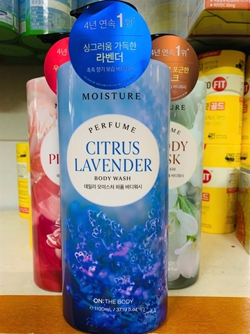 Sữa Tắm Hương Nước Hoa On The Body Daily Moisture Perfume 1100ml
