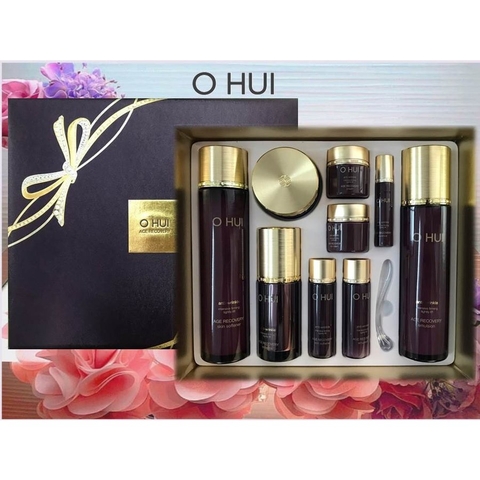 Bộ chống lão hóa Ohui Age Recovery Special Set (9 sản phẩm)