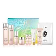 Bộ Dưỡng Ẩm Ohui Miracle Moisture 8 Sản Phẩm