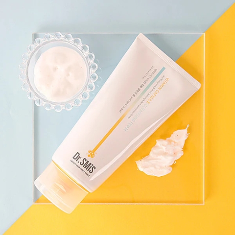 Sữa Rửa Mặt Dạng Kem Bọt Mịn Dr.SMiS Vitamin Capsule Cleansing Foam 300ml