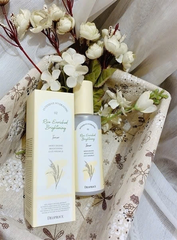 TONER DEOPROCE RICE – CHIẾT XUẤT TỪ GẠO, DA SÁNG MỊN TỰ NHIÊN 200ML