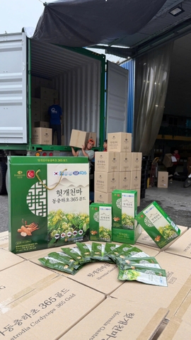 MÁT GAN ĐÔNG TRÙNG 365- 30 gói x 70ml