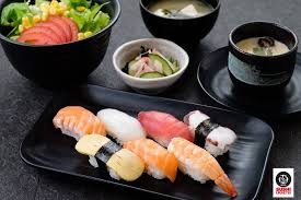 Thực đơn trưa Sushiya Kiku