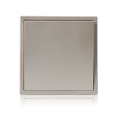 Công tắc trung gian hình vuông