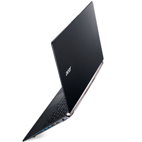 Laptop Acer Nitro VN7-571G-550V