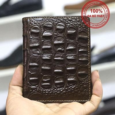 Ví da bò dập vân cá sấu V20 (Nâu)