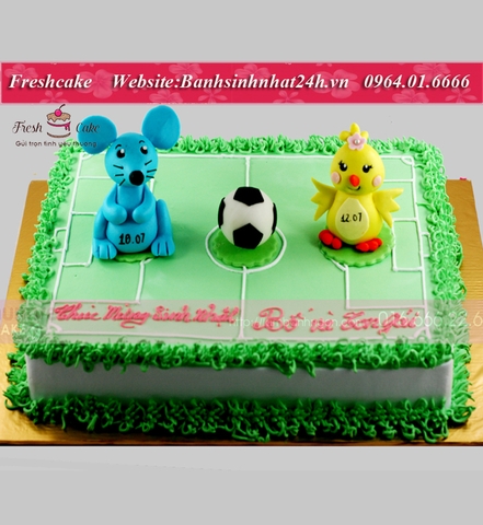 Bánh sinh nhật fondant bé chuột và gà cùng chơi bóng [MS:0452]