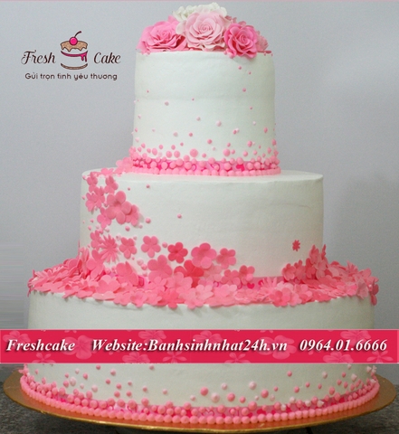 Bánh cưới 3 tầng trang trí kem và họa tiết hoa đường [MS:0621]