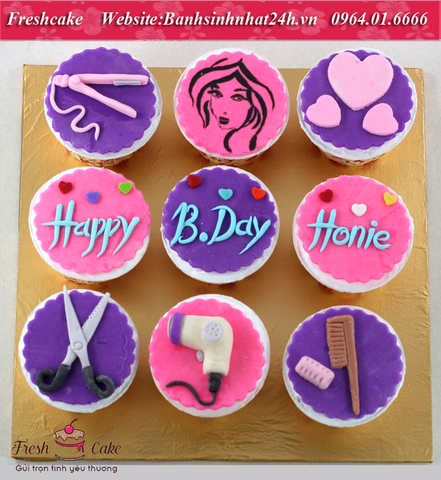 Bánh cupcake fondant máy sấy tóc, máy là tóc, gương, lược dành tặng bạn gái [MS:0077]