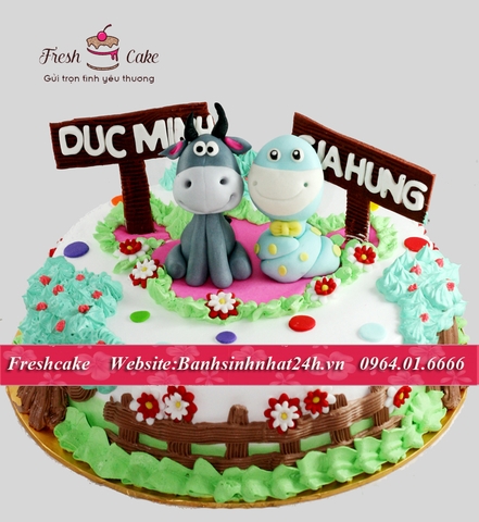 Bánh sinh nhật fondant nặn dê con và rắn con vui sinh nhật [MS:0470]