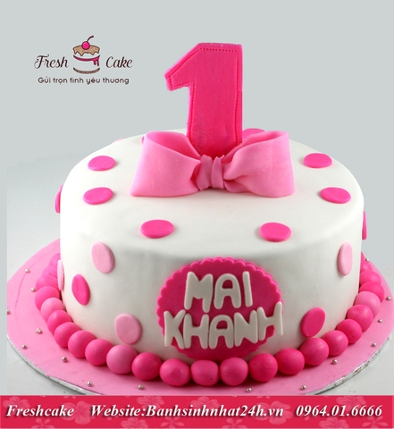 Bánh sinh nhật fondant họa tiết chiếc nơ mừng bé tròn 1 tuổi [MS:0921]