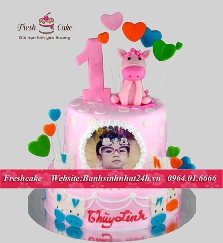 Bánh nặn hình fondant ngựa hồng kết hợp in ảnh bé [MS:0279]