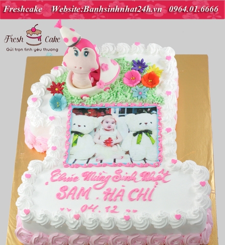 Bánh số 1 kết hợp giữa in ảnh bé và trang trí họa tiết rắn bằng đường [MS:0303]